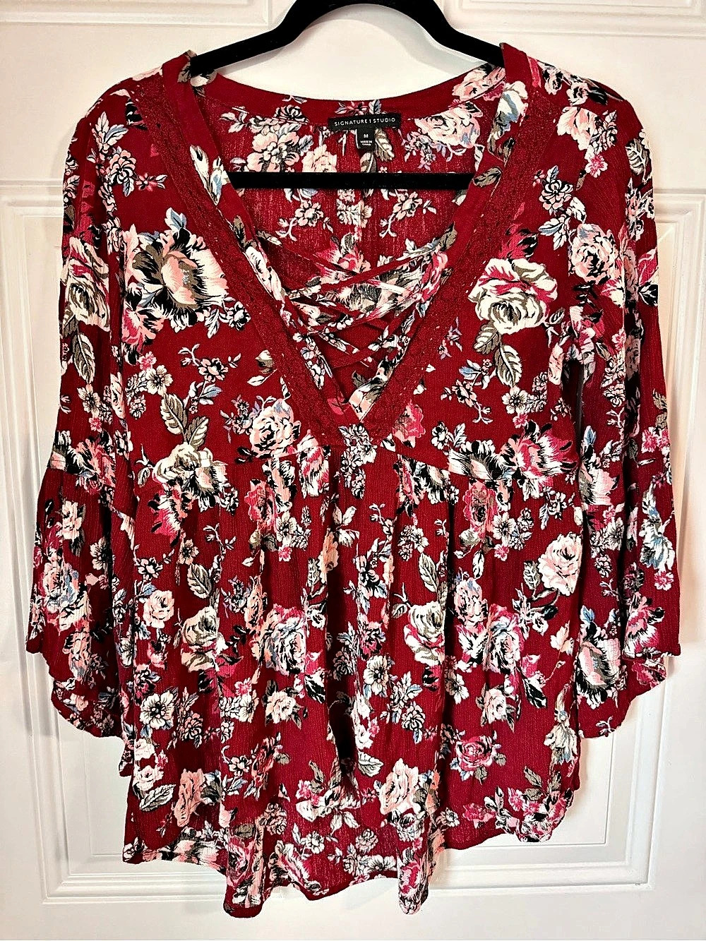 Signature Studio Floral Blouse in Red & Pink Size Medium
